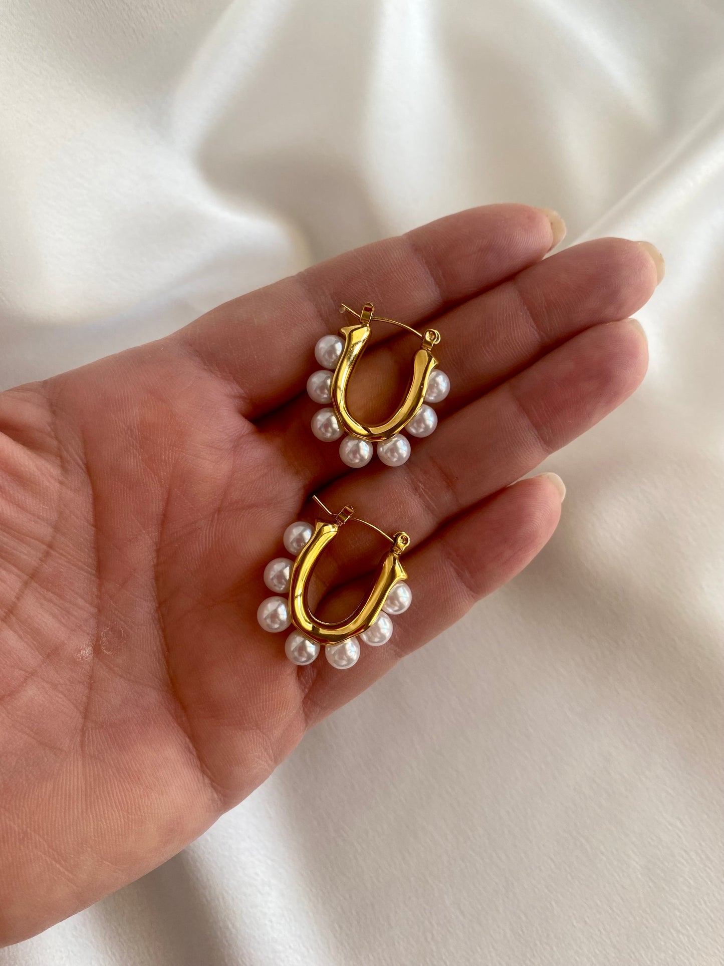 LILLY stainless steel earrings with pearls