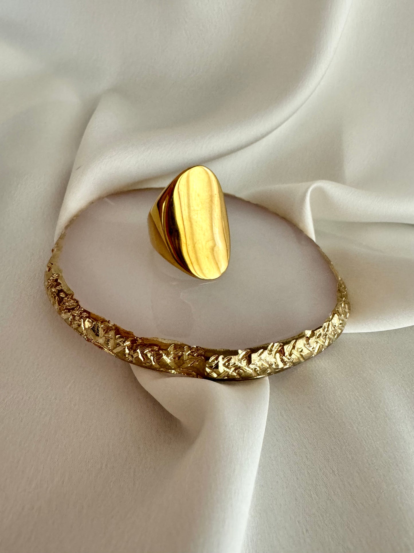 Gold stainless steel wavy ring