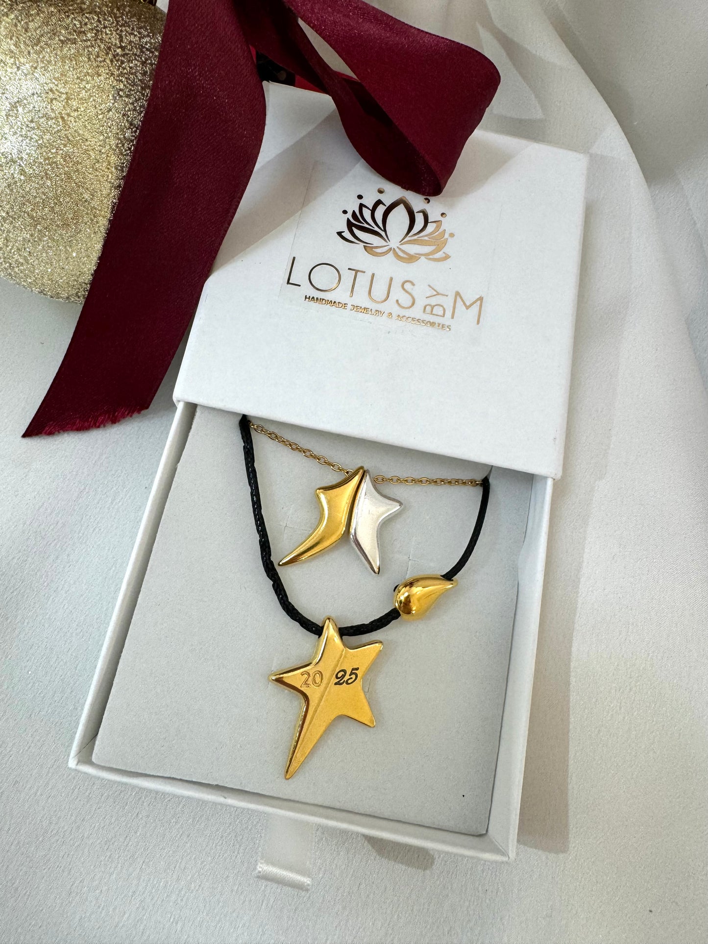 2025 New Year lucky charm star necklace