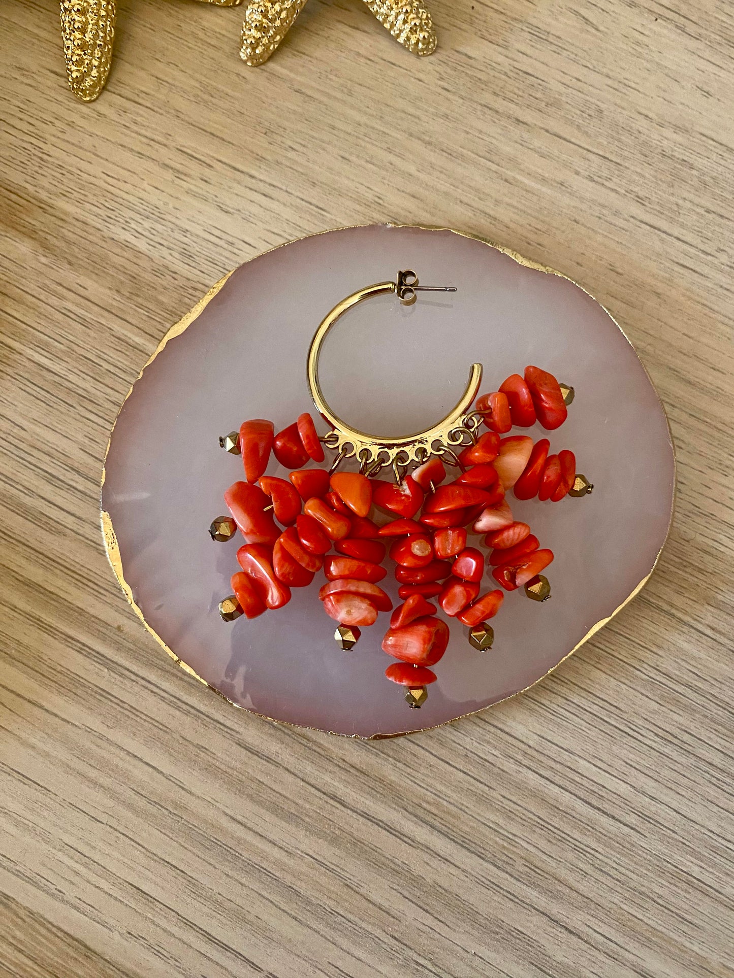 CORALINE stainless steel summer hoop earrings with coral beads