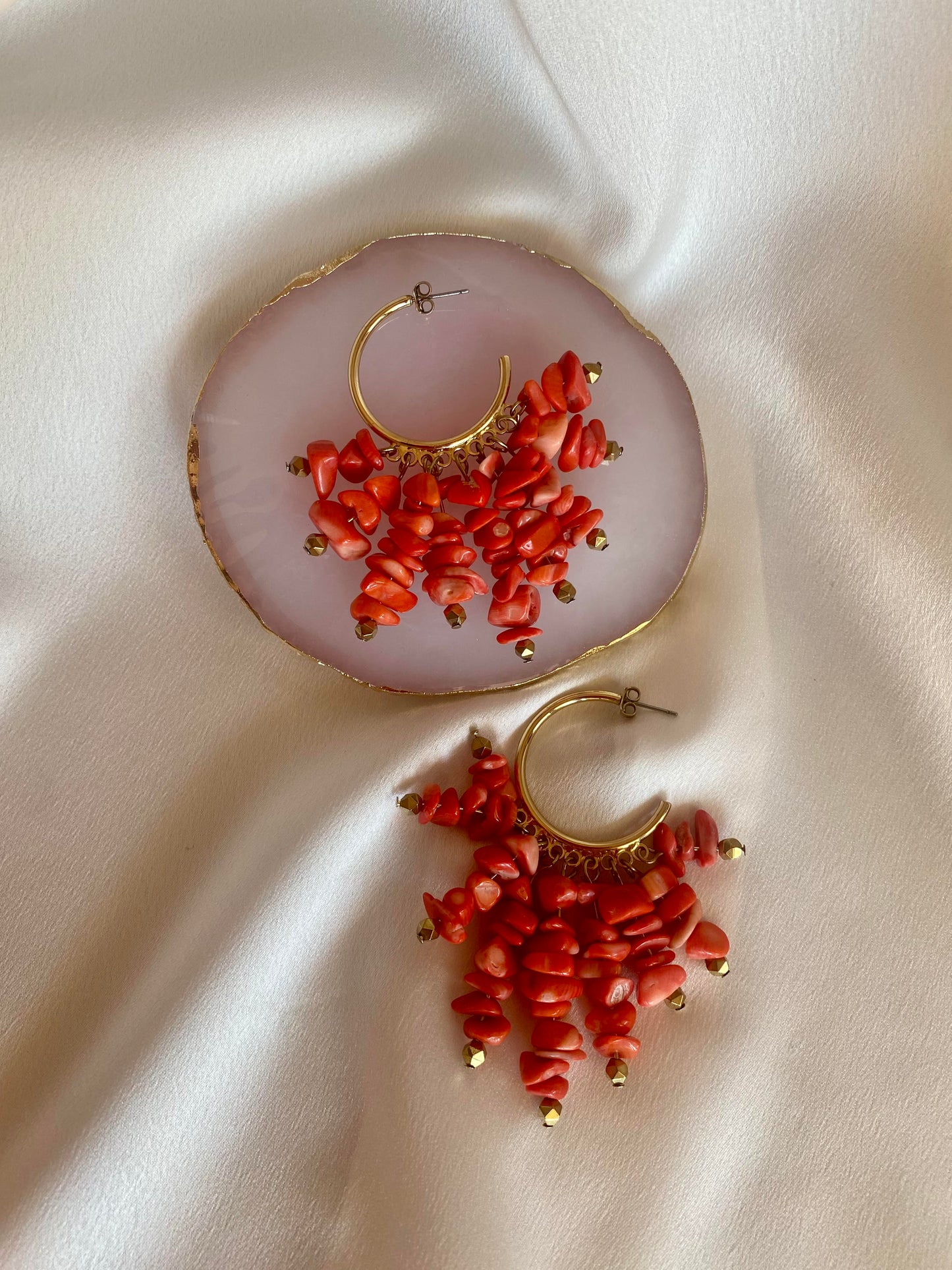 CORALINE stainless steel summer hoop earrings with coral beads