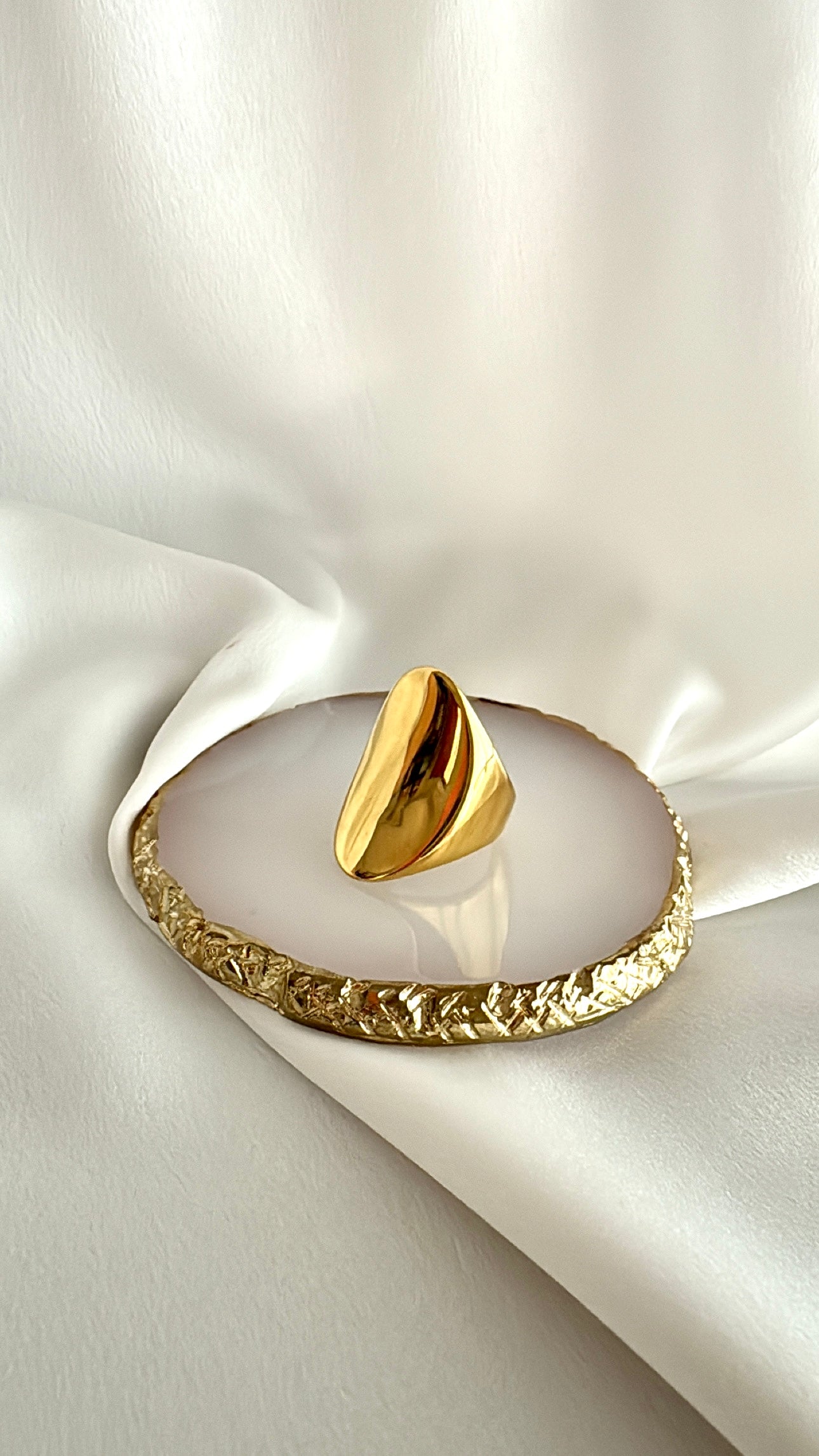 Gold stainless steel wavy ring