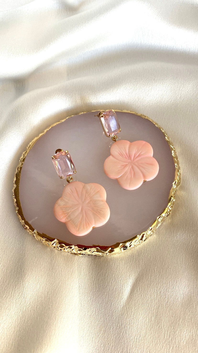 CAPRICE drop earrings with crystals and pink Mother of Pearl flowers