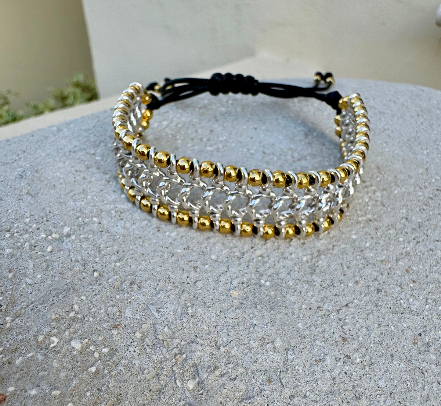 BRAID bracelet with gold and silver beads