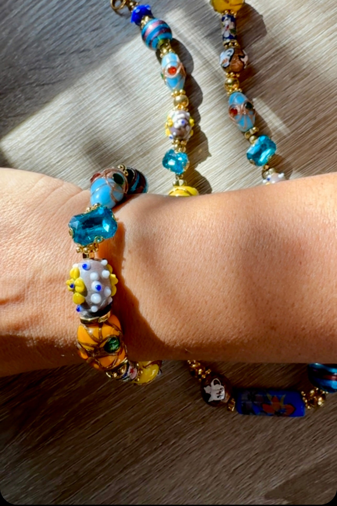 SAMIRA bracelet with Murano glass beads, hematite and crystals