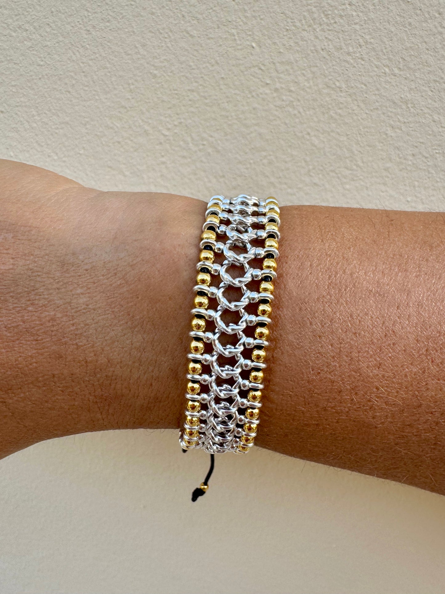 BRAID bracelet with gold and silver beads