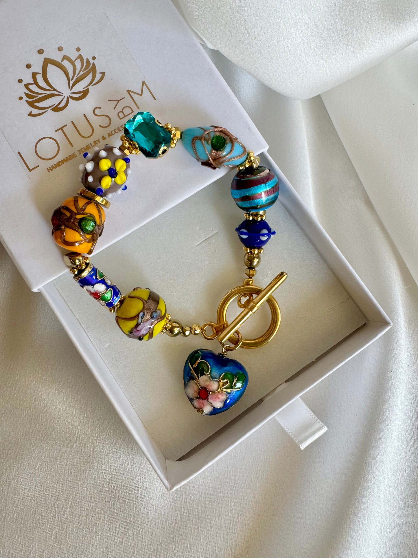 SAMIRA bracelet with Murano glass beads, hematite and crystals