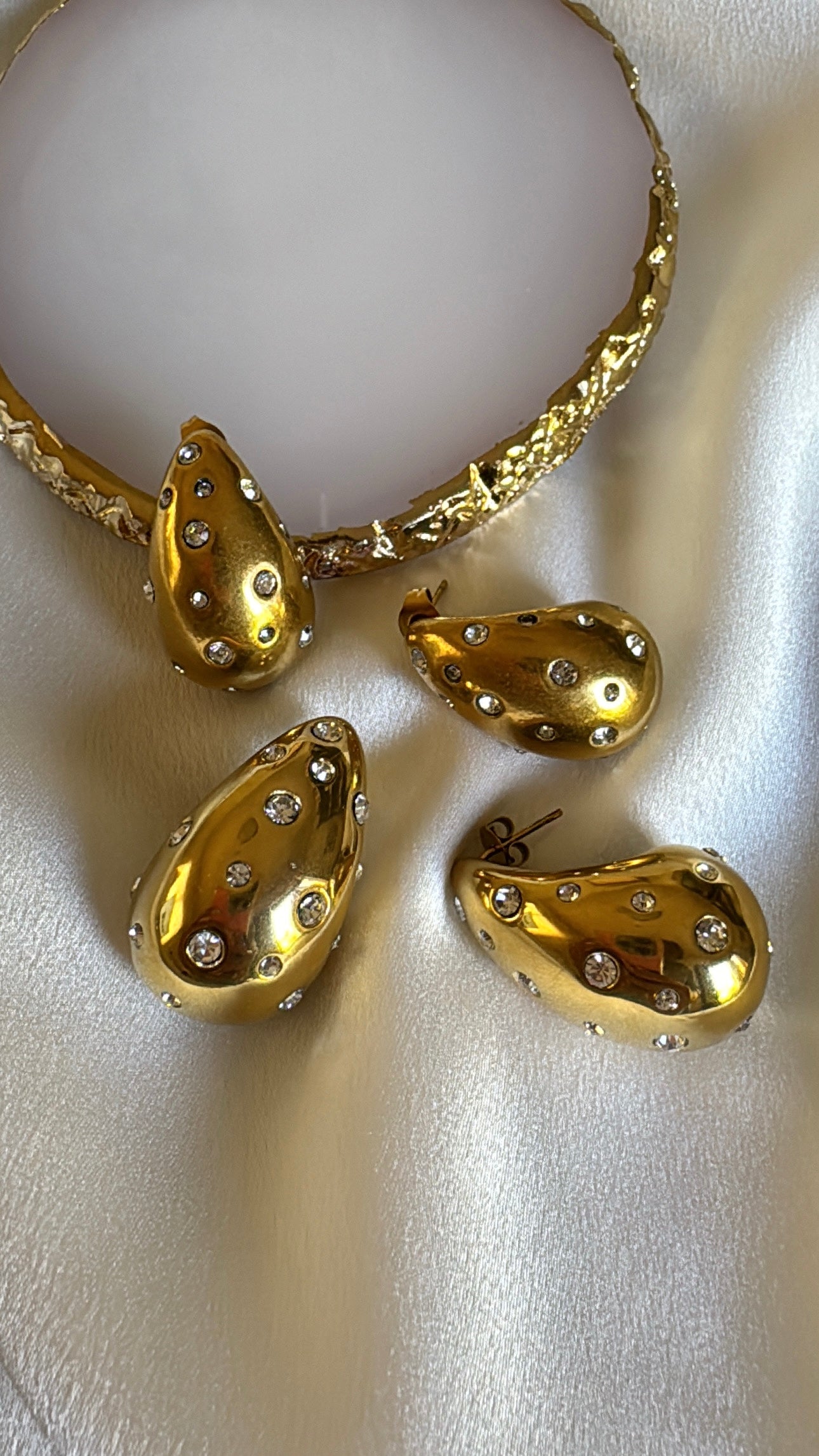 CRYSTAL TEARDROP Large stainless steel earrings with zircons