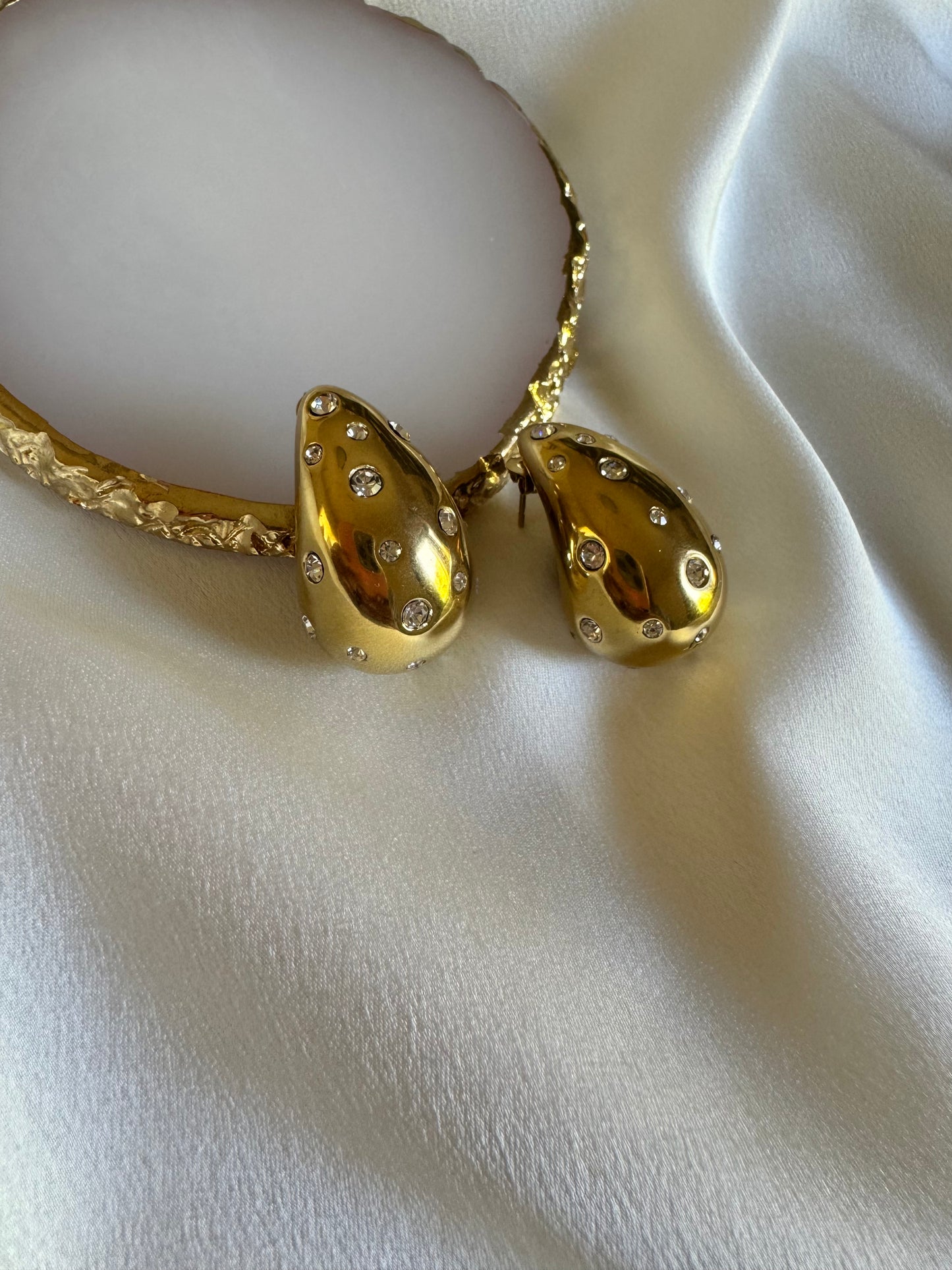 CRYSTAL TEARDROP Large stainless steel earrings with zircons