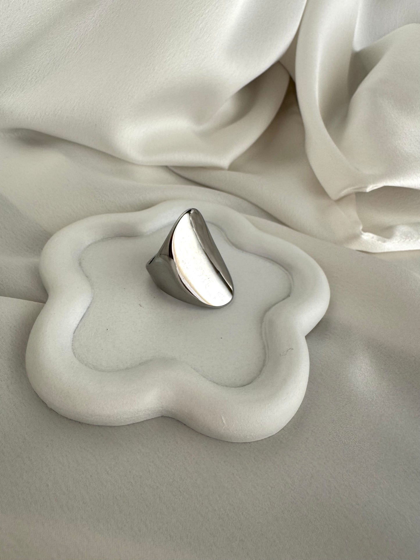 Silver stainless steel wavy ring