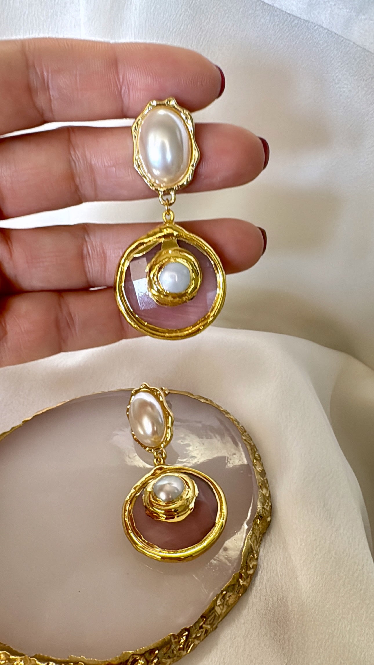 VIENNA drop earrings with pink cat eye and freshwater pearls