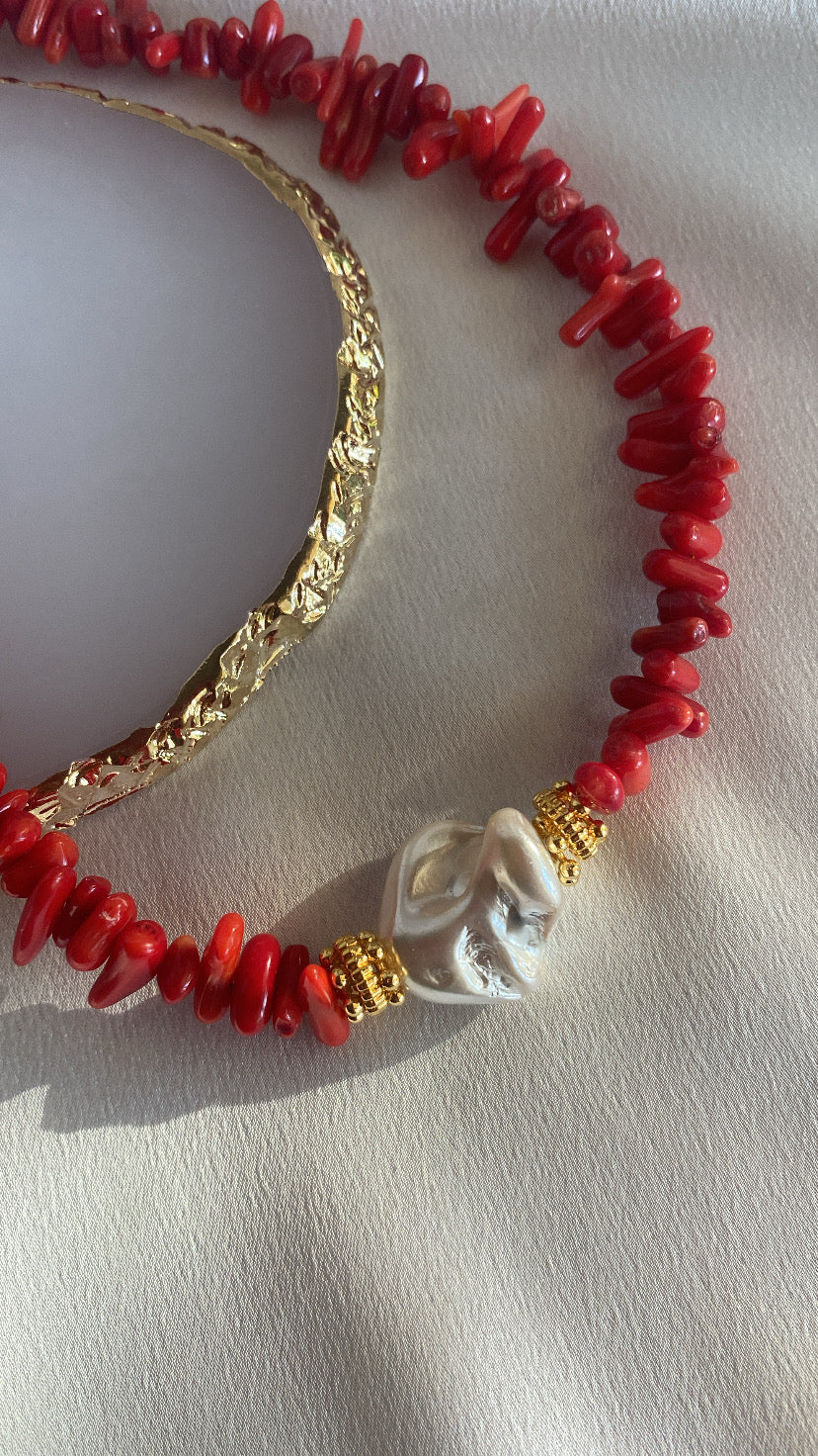 BRIGITTE coral summer necklace with Mother of Pearl