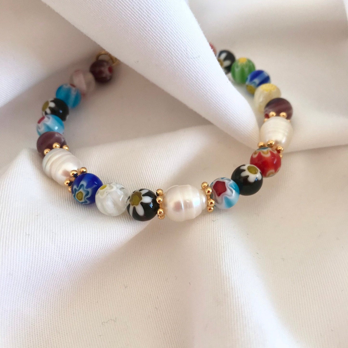 MILLEFIORI Pearl bracelet with millefiori glass beads