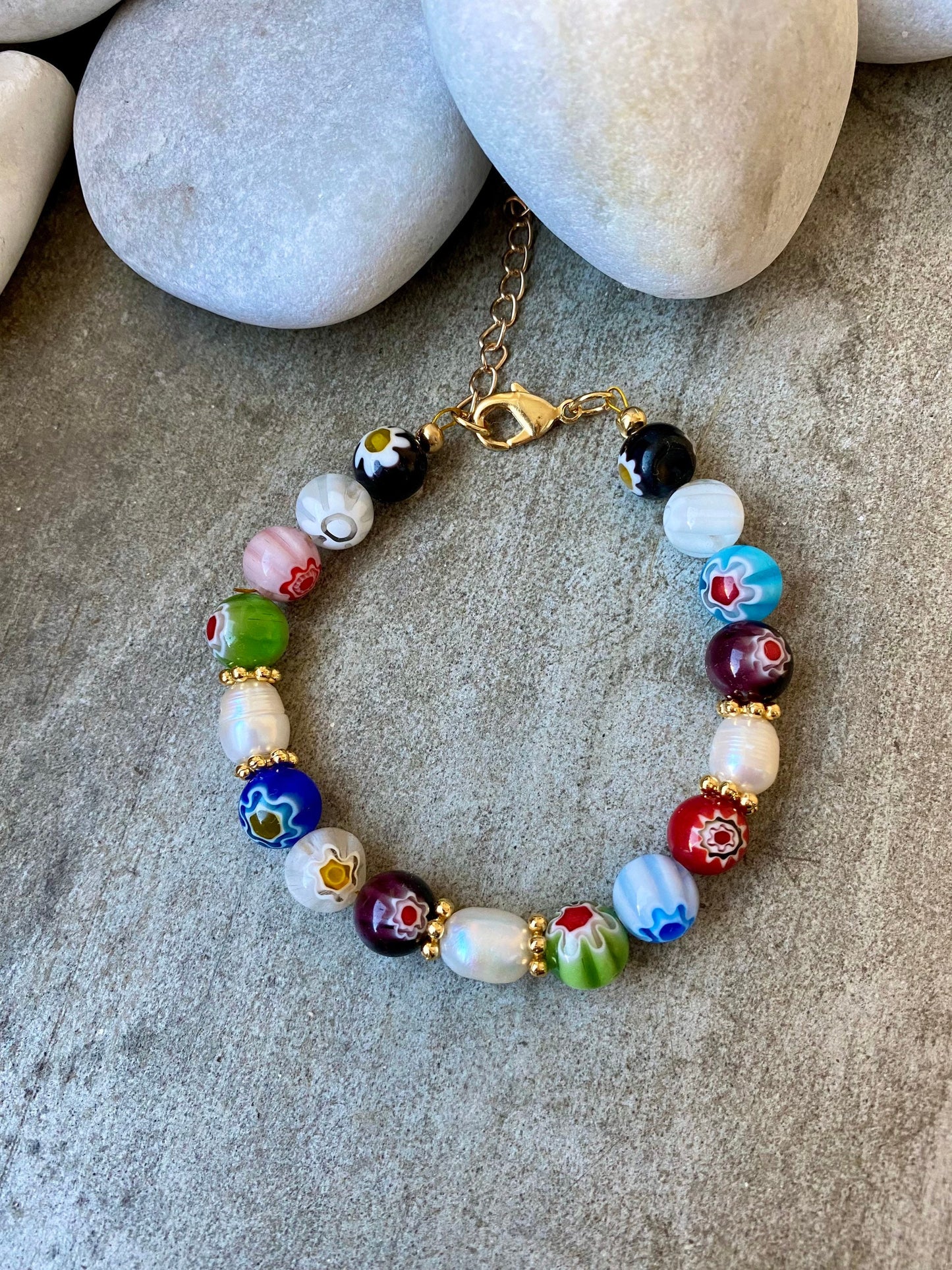 MILLEFIORI Pearl bracelet with millefiori glass beads