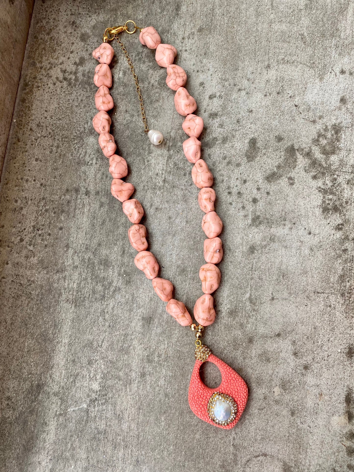 DUNE summer necklace with freshwater pearl