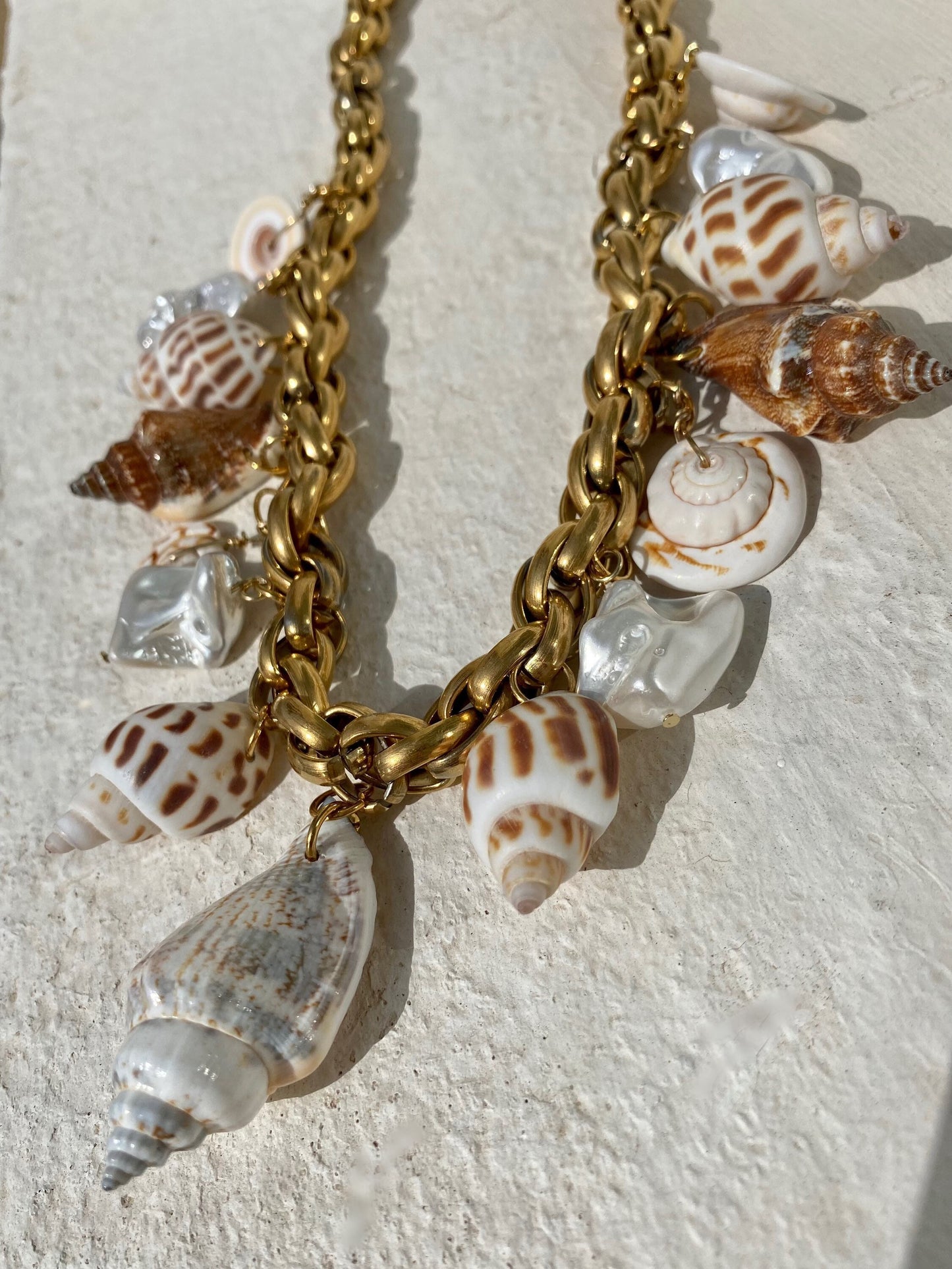 NERISSA stainless steel chain summer necklace with Mother of Pearls and natural shells