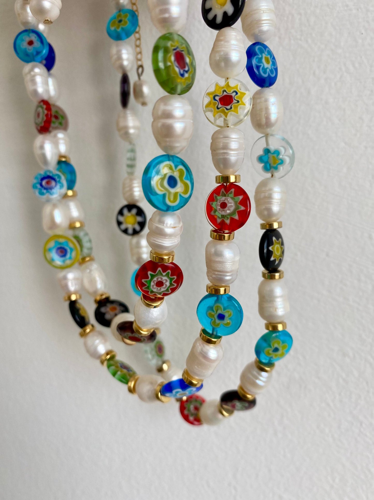 MILLEFIORI glass necklace with pearls