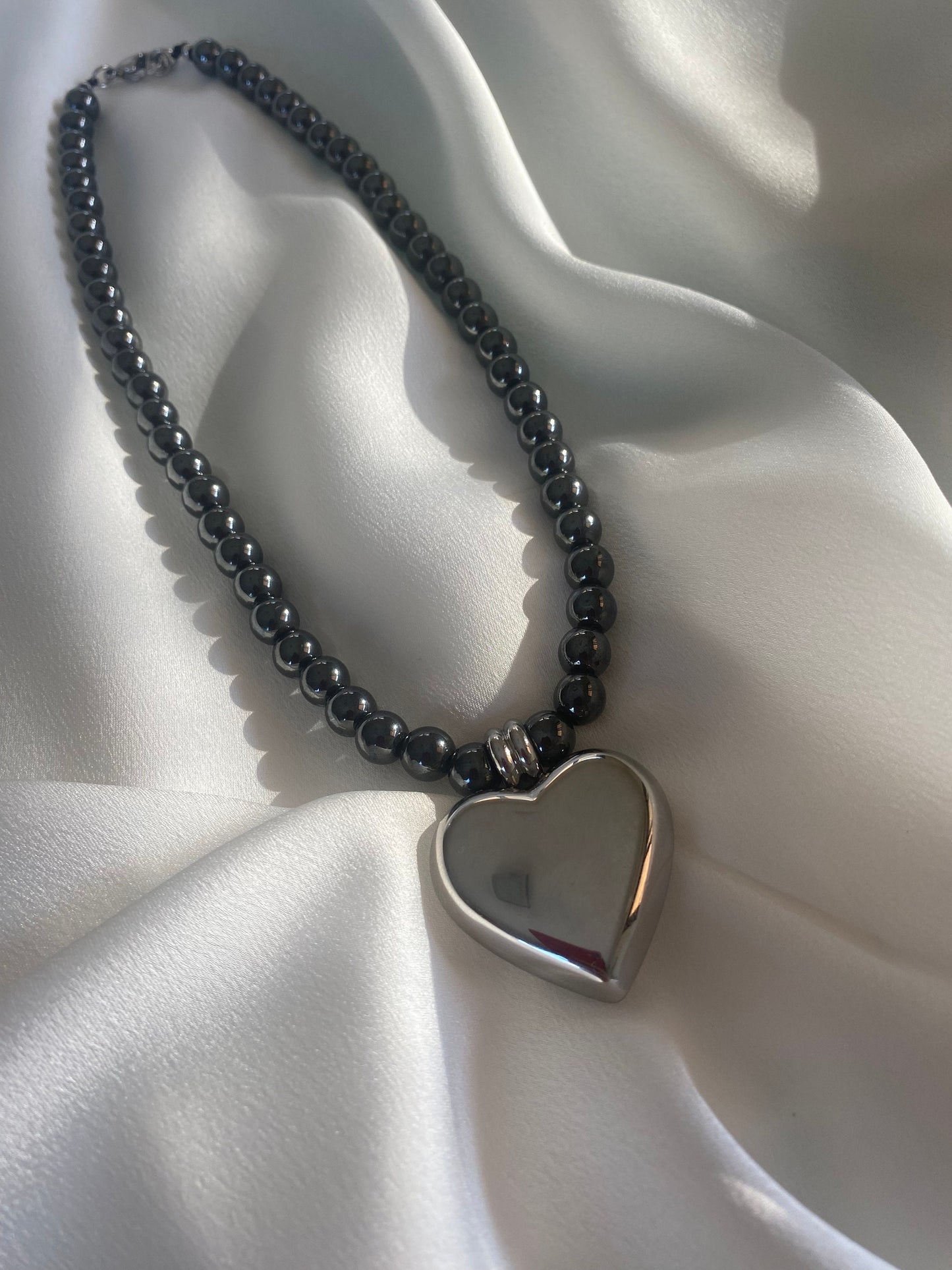 DARLENE black hematite necklace with stainless steel heart
