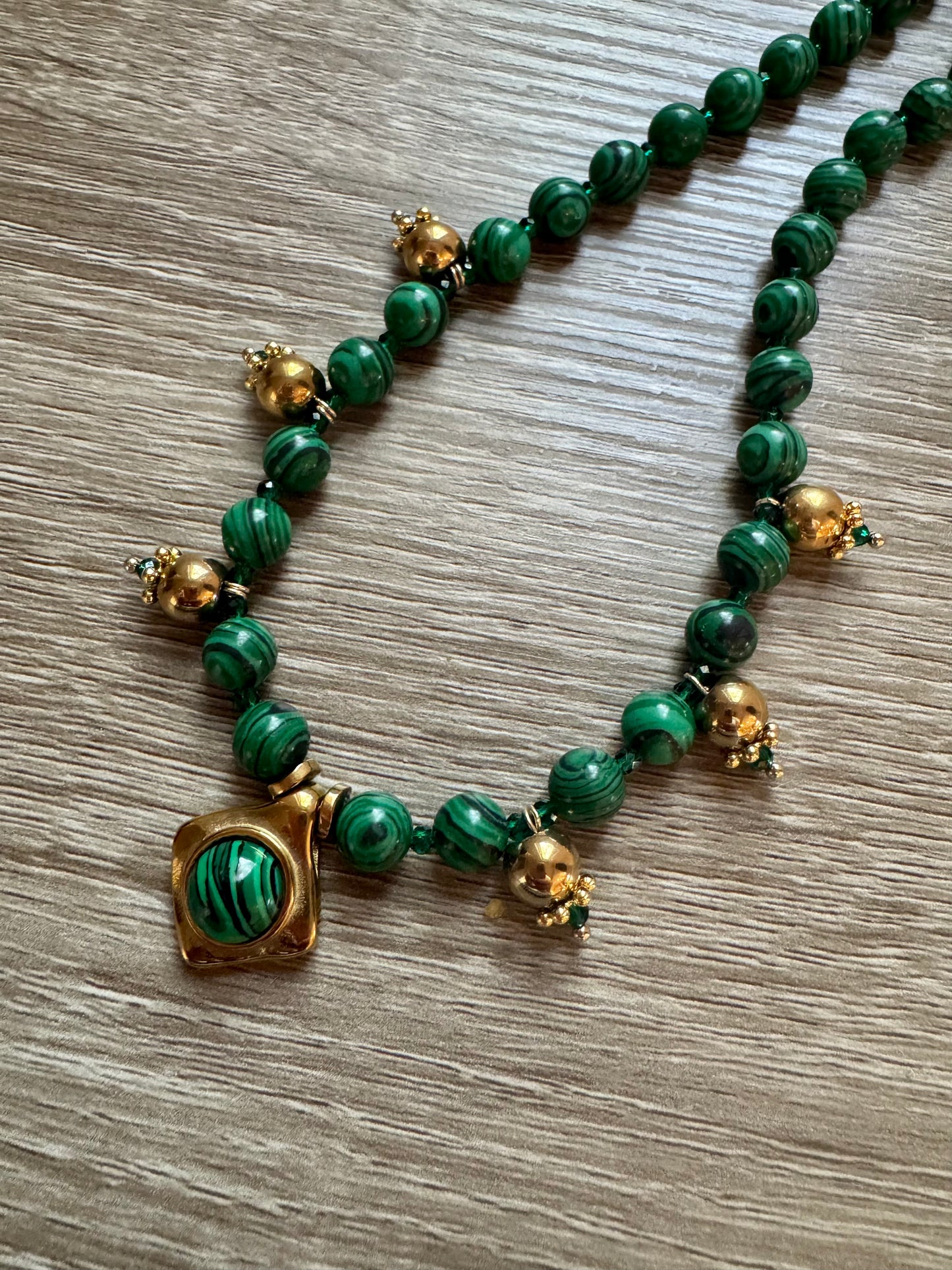 LE JARDIN necklace