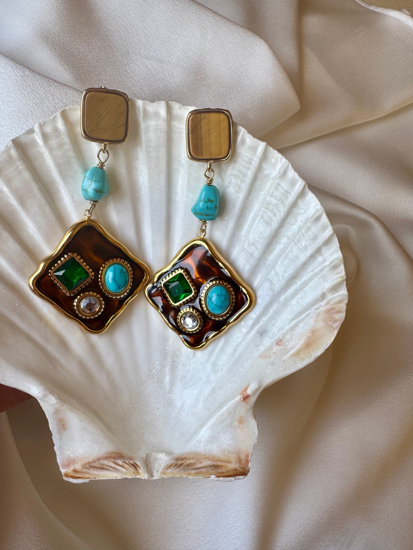 KIMOLOS semiprecious earrings