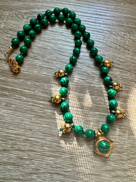 LE JARDIN necklace