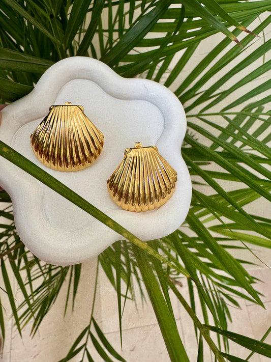 SUMMER VIBES gold plated stainless steel shell earrings