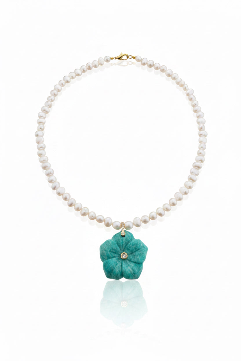BLUE LOTUS Pearl necklace