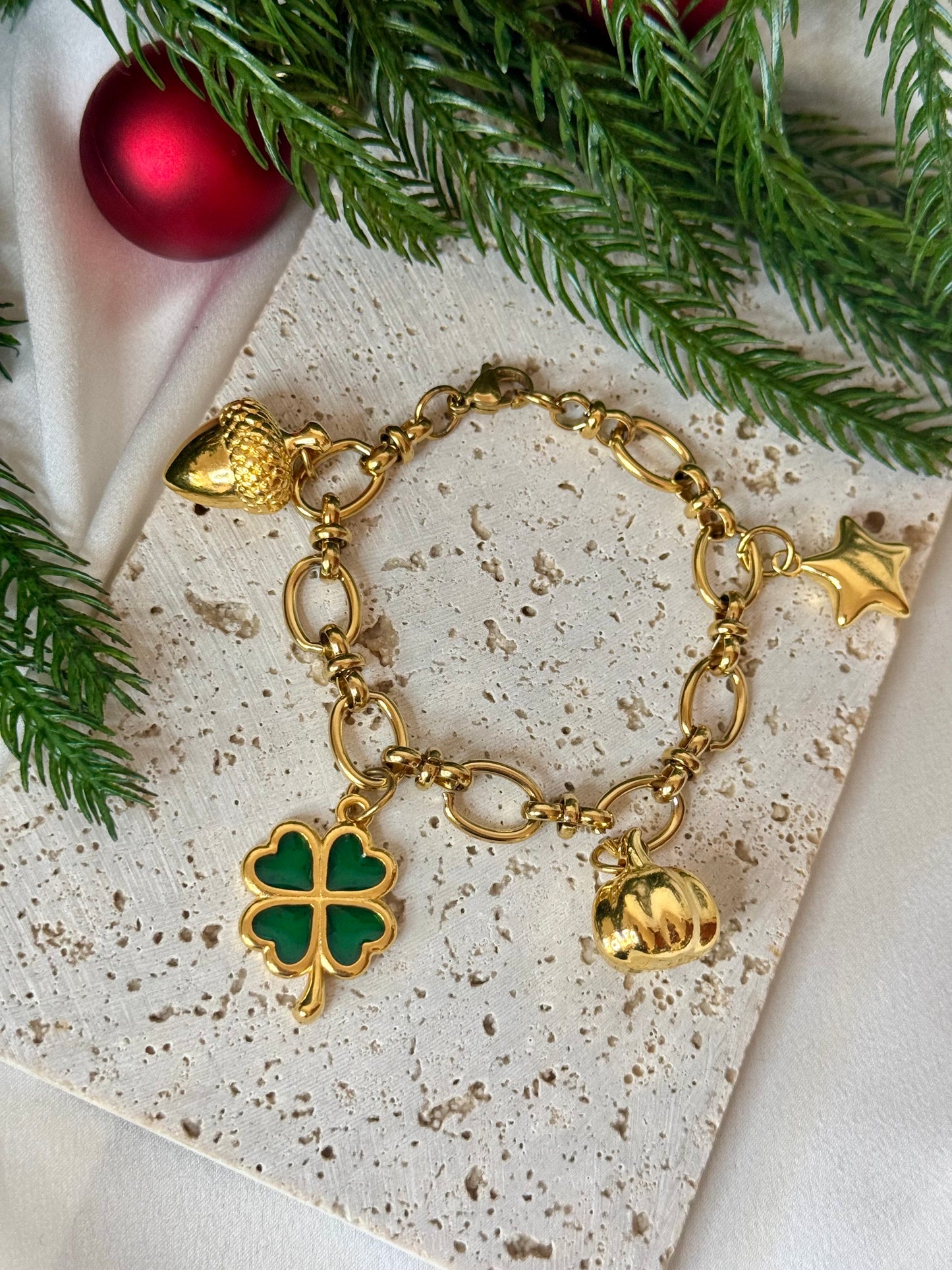 CLOVER HEART New Year 2026 bracelet